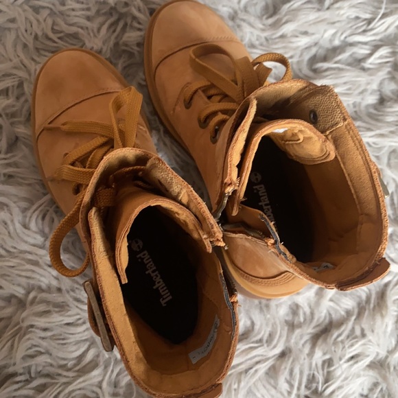 NEW Timberland Women’s Zip Up Boot with Buckle - Picture 9 of 9